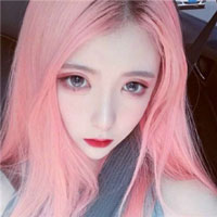 滑荻依