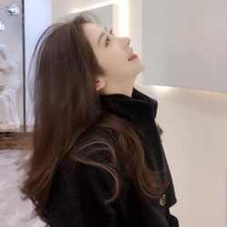 易莎娜