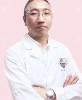 唐亮