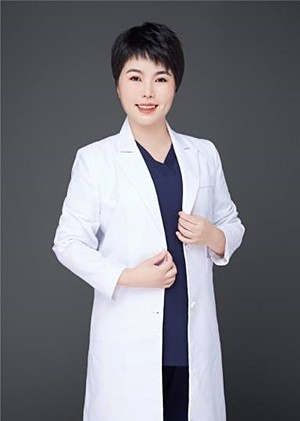崔立欣