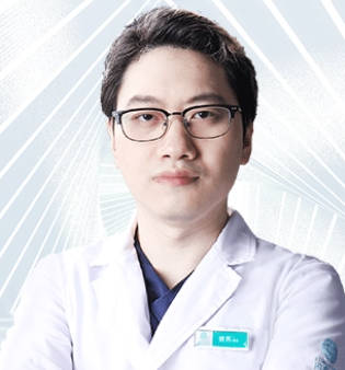 曾亮