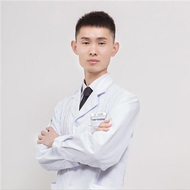 王典立