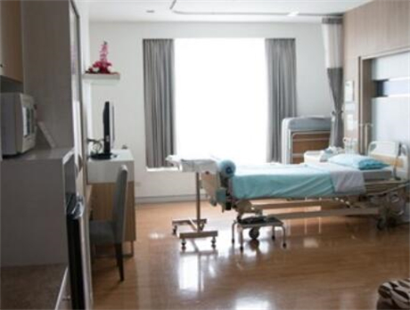 保定八月家口腔