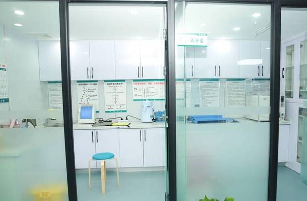 天津和平眾大口腔門診部消毒室