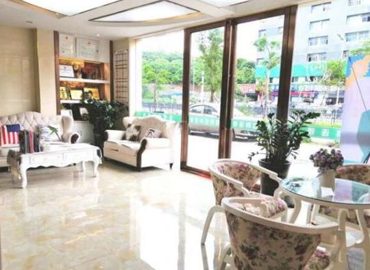 深圳市健康齒科玉塘診所(田寮店)大廳環(huán)境