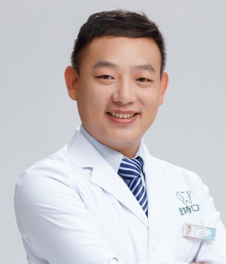 張雷