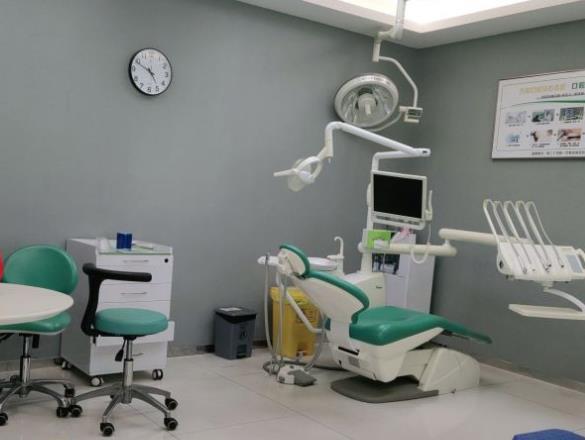 珠海六和口腔醫(yī)院（香洲店）治療室