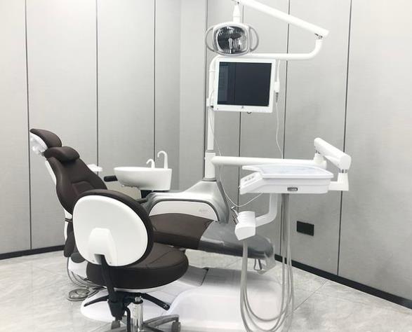 珠海六和口腔門診部（口岸店）治療室