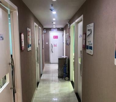 深圳市愛康健齒科李川口腔診所（福田店）醫(yī)院環(huán)境