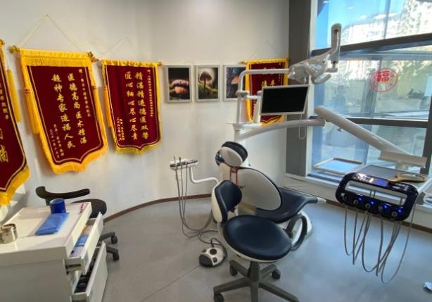 上海維樂口腔門診部(德光門診徐家匯店)治療室
