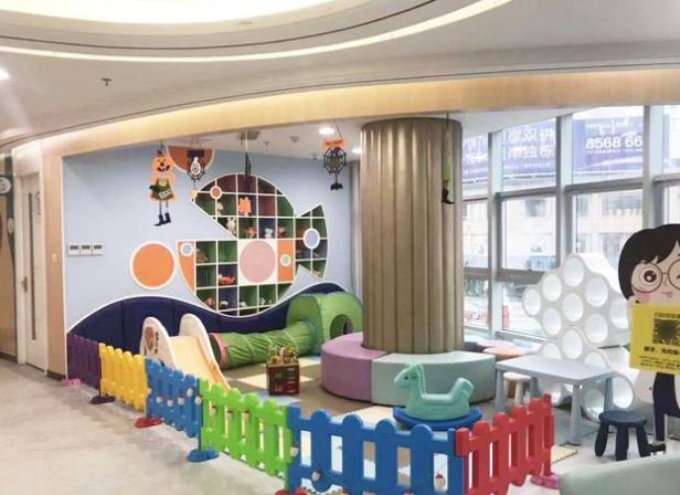 無錫維樂口腔連鎖（五愛門診梁溪店）兒童游樂區(qū)