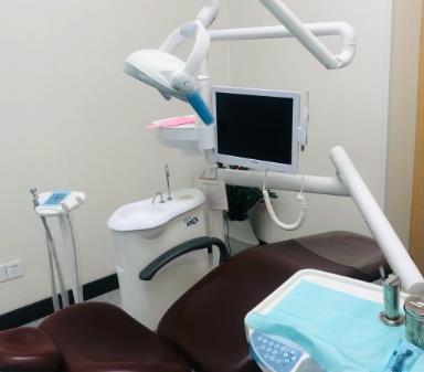 撫州贊育堂口腔醫(yī)院治療室