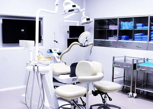 廣州梅里奧口腔門診部治療室