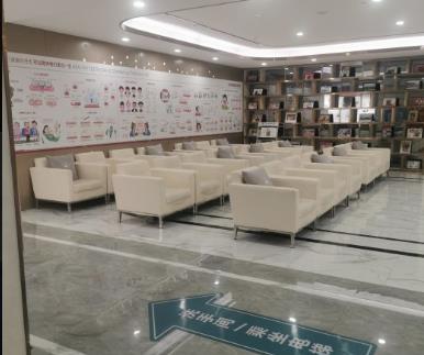 廣州春芽口腔醫(yī)院休息區(qū)