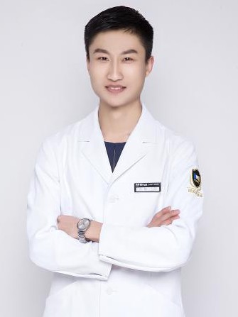 馮楠
