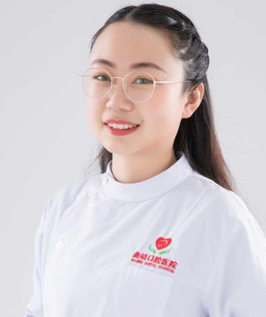 王靜文