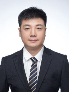 劉泉