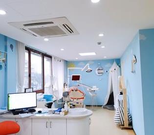 余姚德億口腔診所治療室