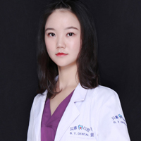 何婷