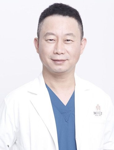 董克文