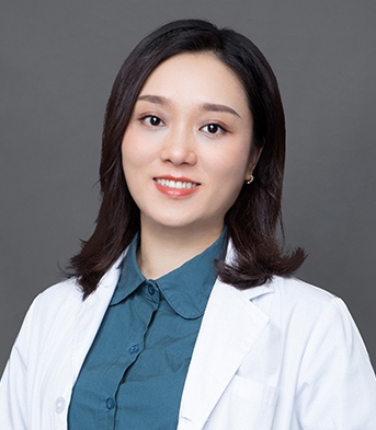 潘素斐