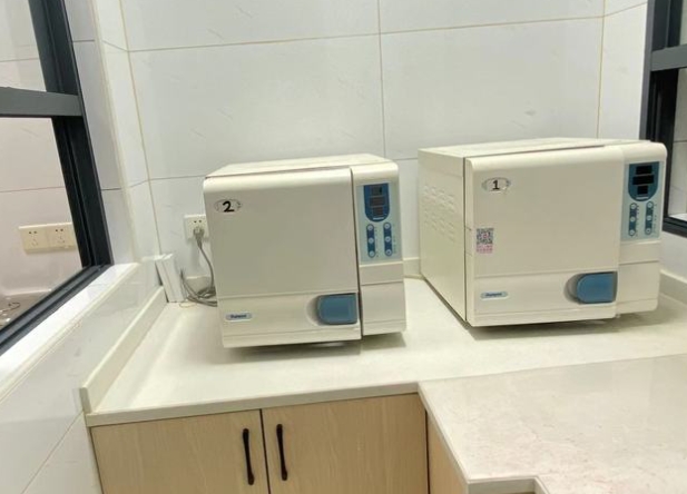 泉州博恩口腔門診部消毒室