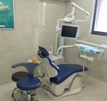 句容洪皓口腔診所治療室