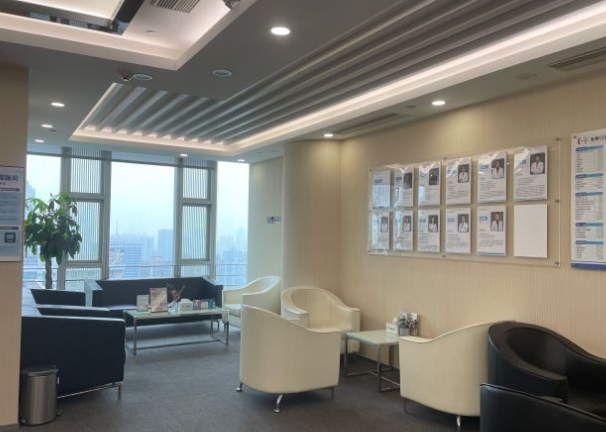 廣州海斯口腔門診部休息區(qū)