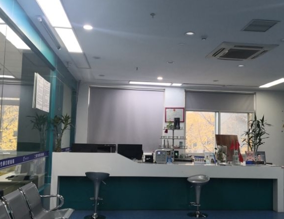 成都春新口腔醫(yī)院前臺