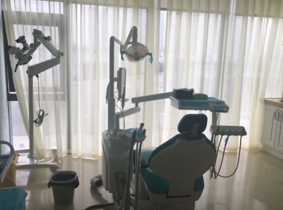 成都精致口腔門診部治療室