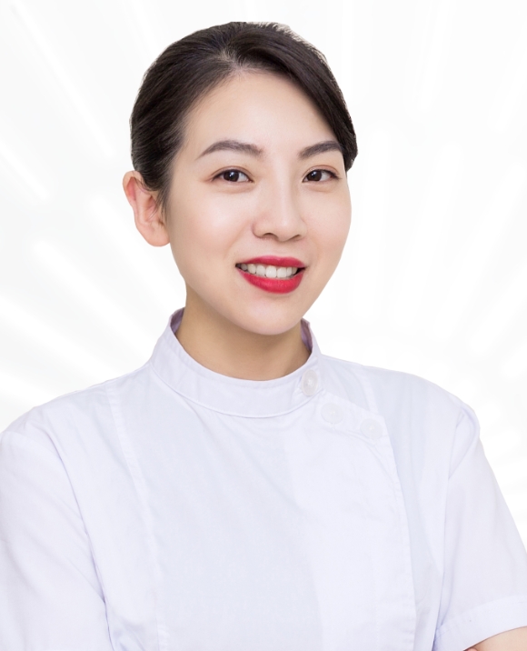 彥菲
