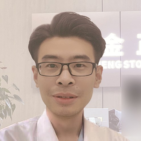 李新