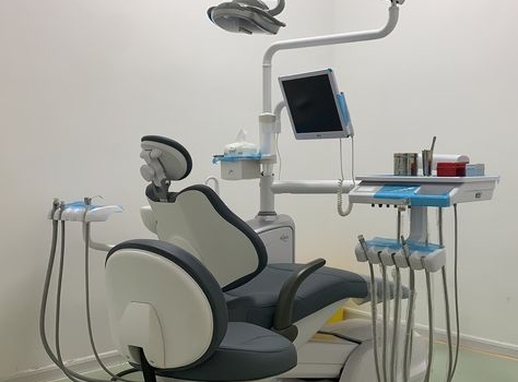 臨沂三人行口腔門診治療室