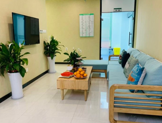 杭州仁可口腔門診部休息區(qū)
