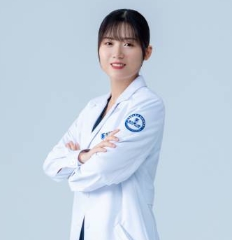何燦明