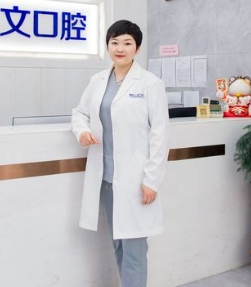 薛丹