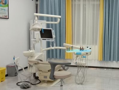 湛江拜爾口腔門診部治療室